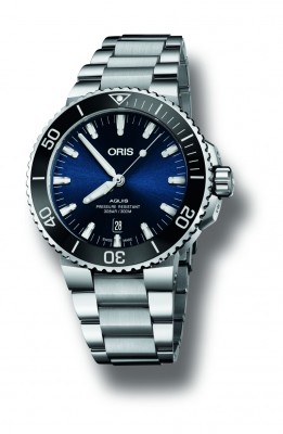 Oris Aquis Date